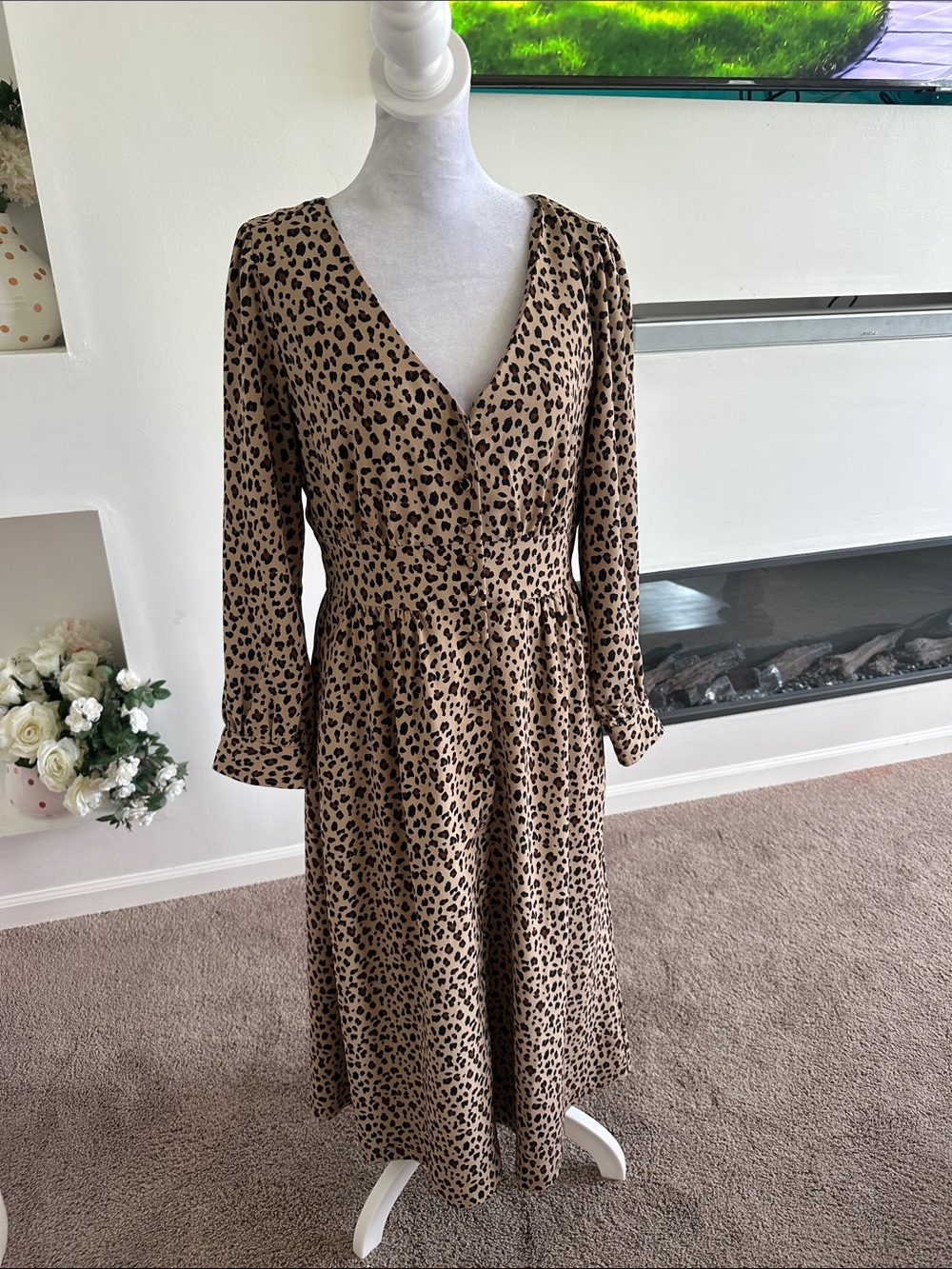 J. Crew Brown Leopard Print Midi Dress - Picture 2 of 11